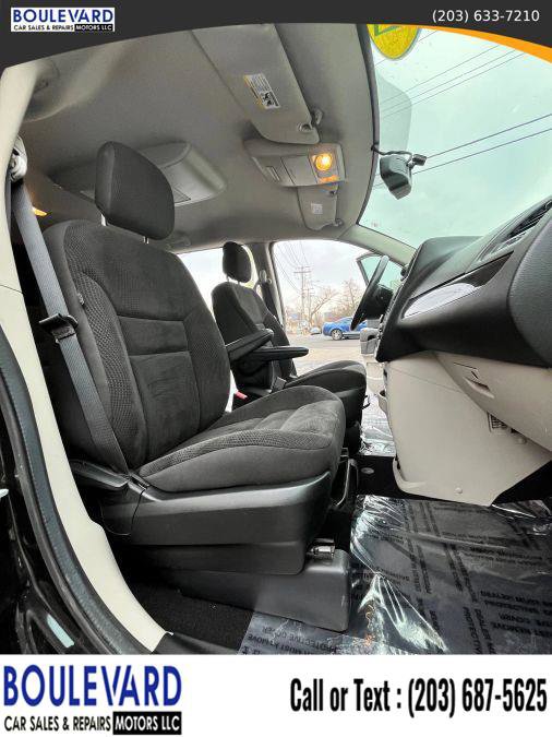 Used 2017 Dodge Grand Caravan SE w/ Power Window Group image 12