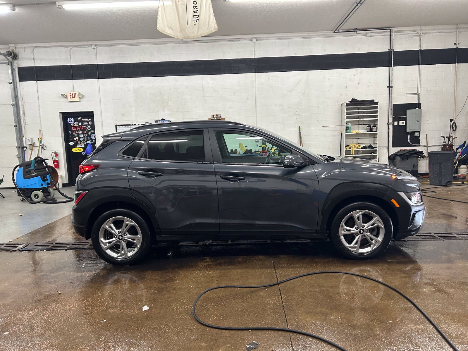 Used 2023 Hyundai Kona SEL w/ Convenience Package AWD/4WD image 8