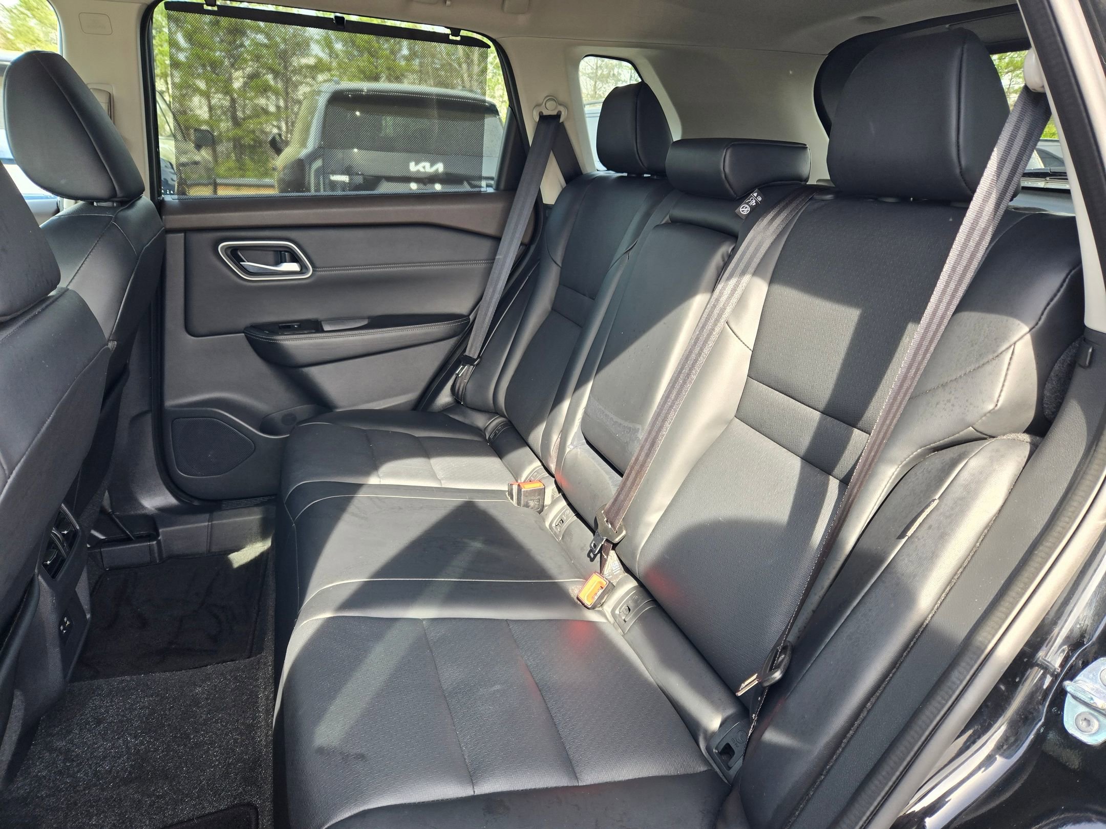 Used 2021 Nissan Rogue SV w/ Premium Package image 31