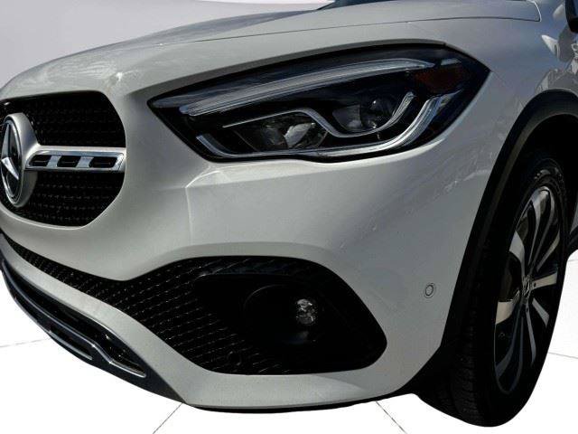 Used 2023 Mercedes-Benz GLA 250 w/ Premium Package image 11
