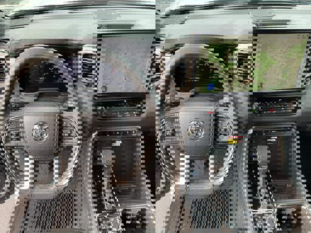 Used 2025 Toyota Tundra Limited image 5