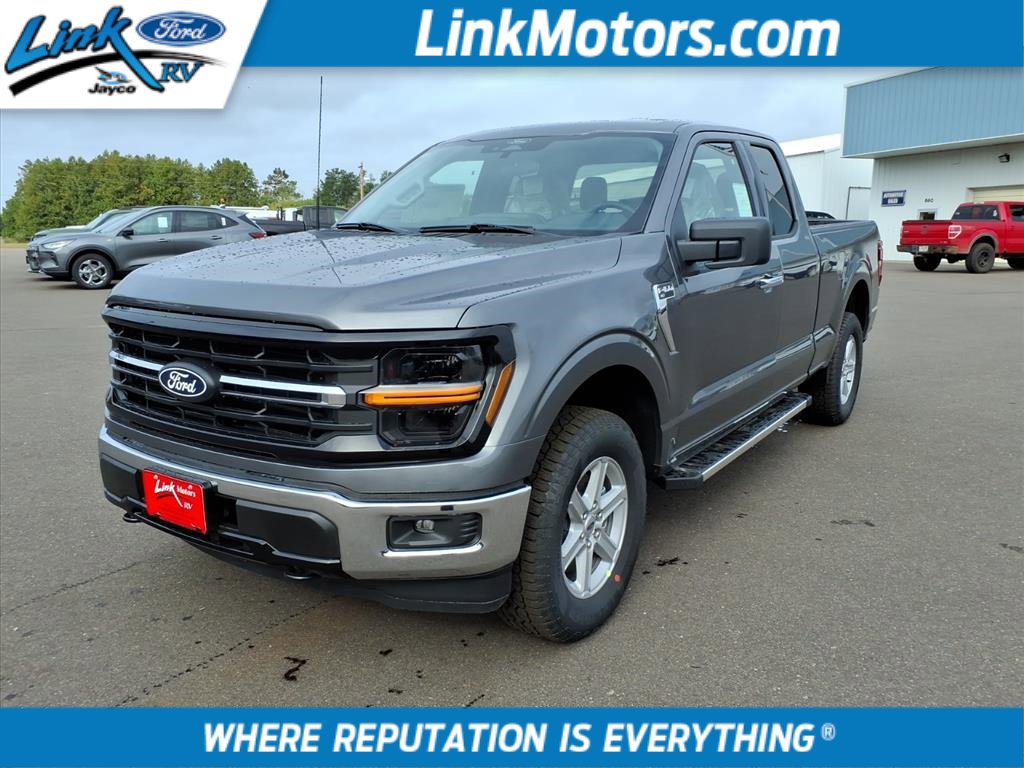 New 2025 Ford F150 XLT image 1