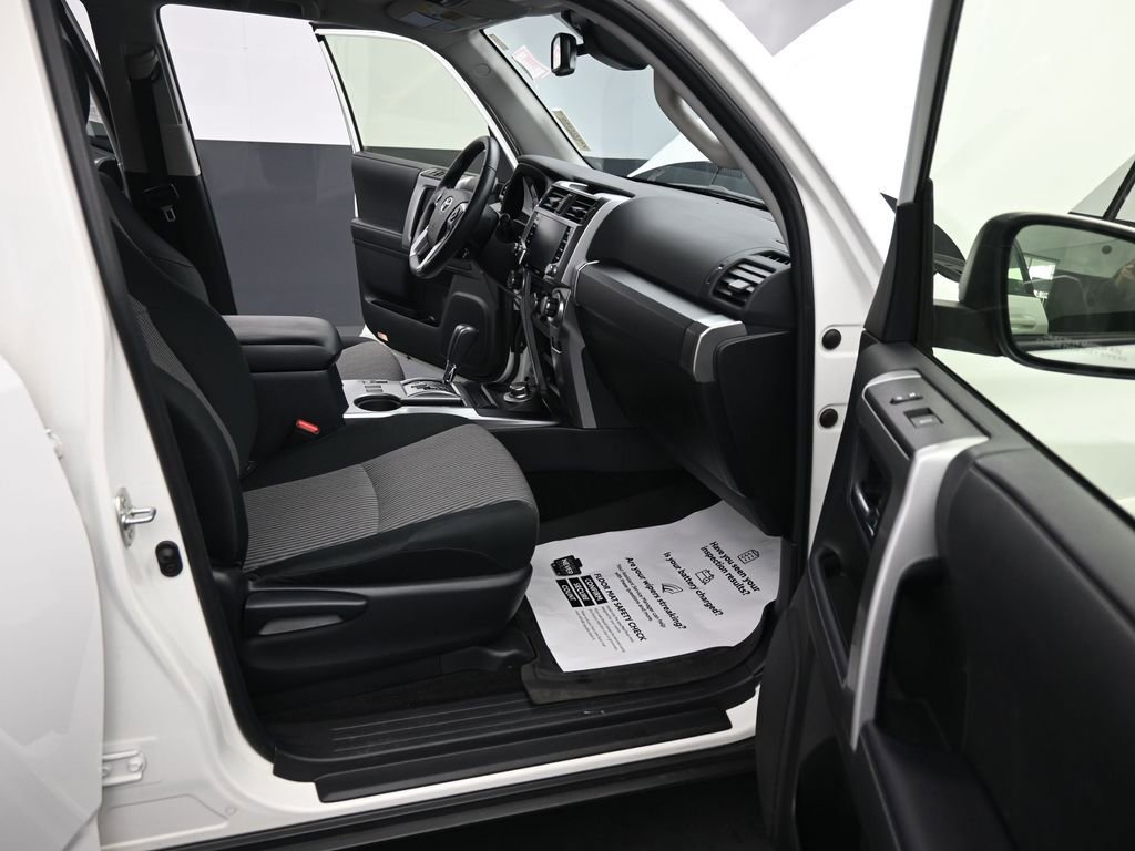 Used 2024 Toyota 4Runner SR5 image 23