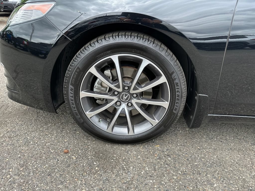 Used 2017 Acura TLX w/ Technology Package FWD image 24