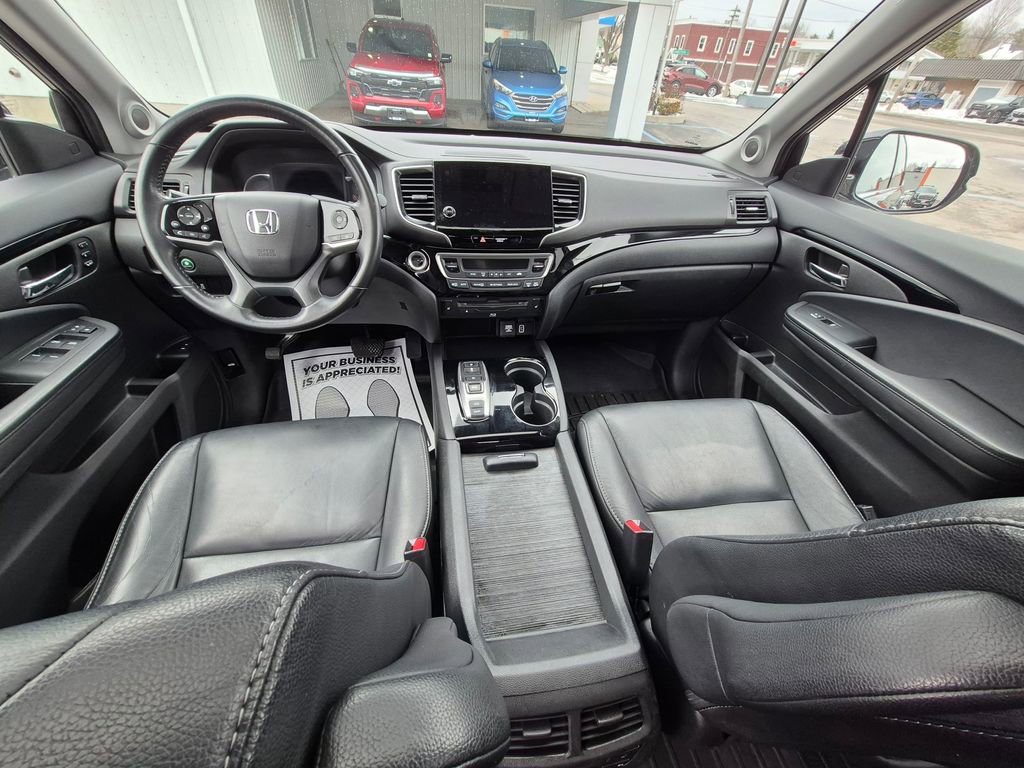 Used 2021 Honda Pilot Touring image 14