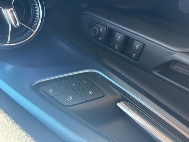New 2026 Chevrolet Equinox EV LT w/ Convenience Package II FWD image 19