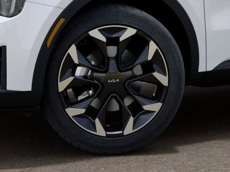 New 2026 Kia Sorento EX w/ EX Premium Package FWD image 9