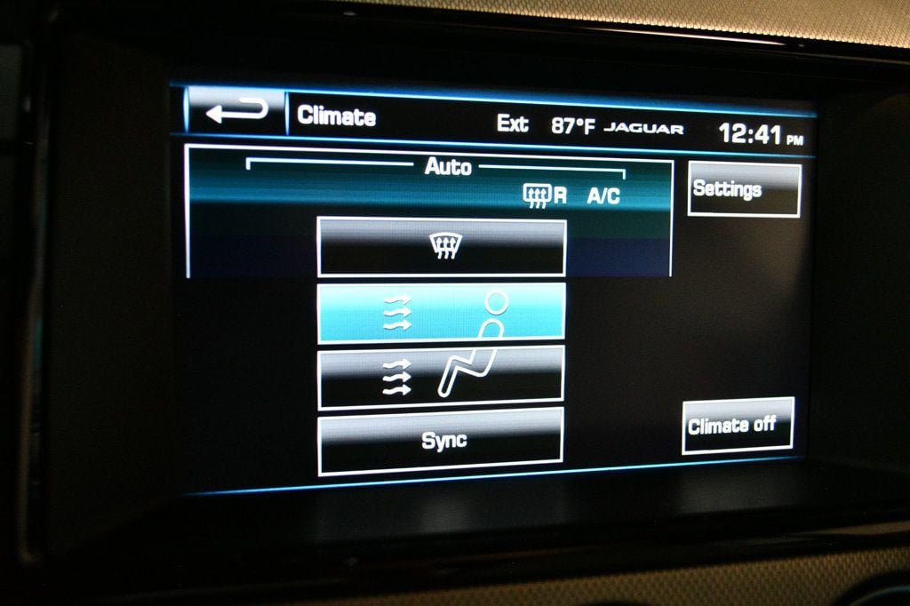 Used 2017 Jaguar F-TYPE Coupe RWD image 40