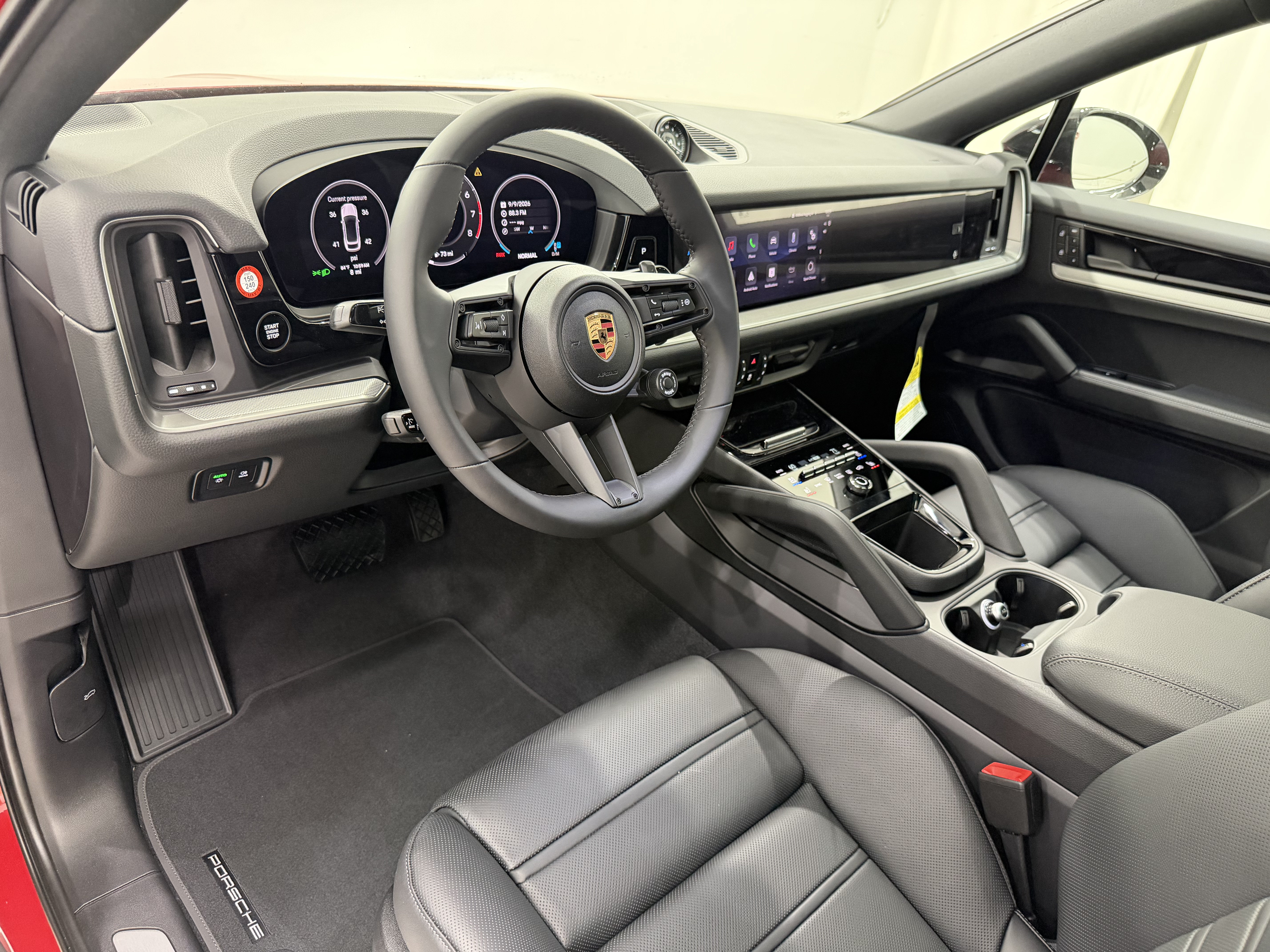 New 2026 Porsche Cayenne Coupe AWD/4WD image 26
