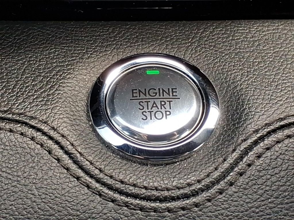 Used 2022 Lincoln Navigator Reserve AWD/4WD image 26