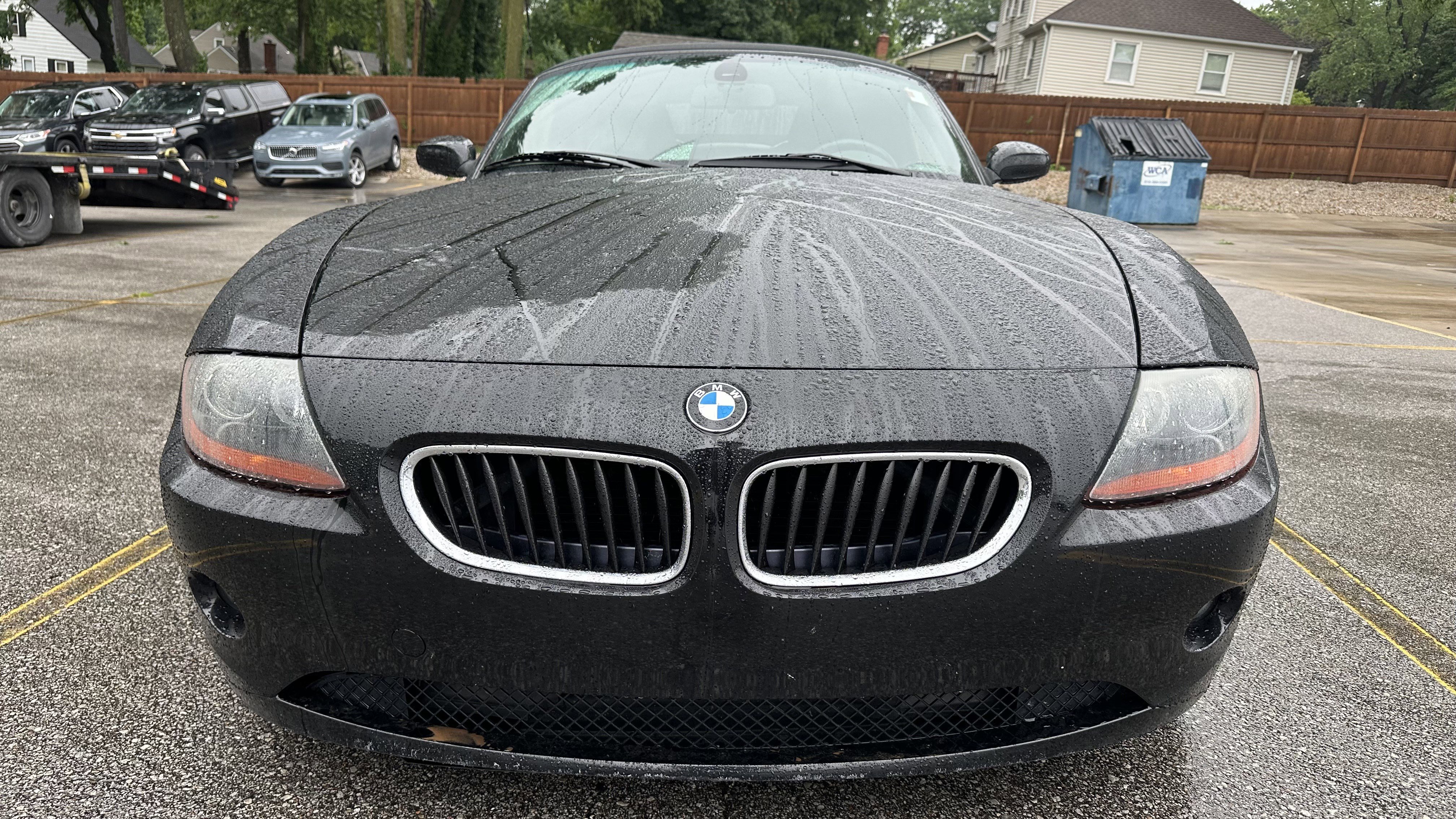 Used 2003 BMW Z4 2.5i RWD image 3