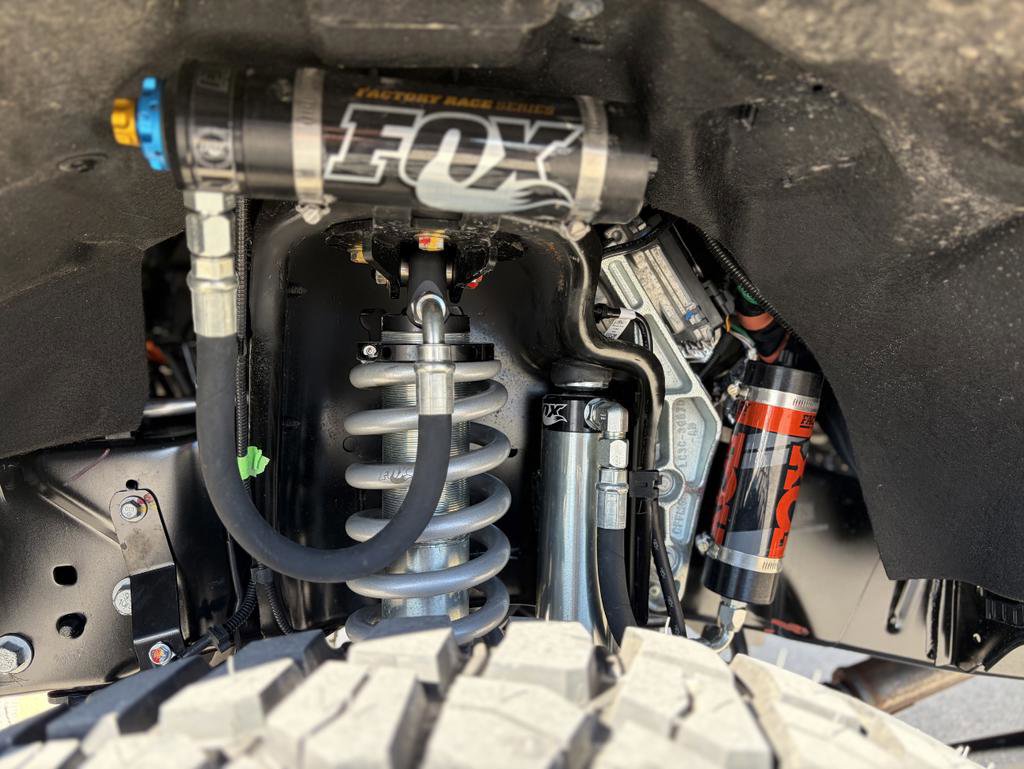 New 2026 Ford F250 Lariat w/ Black Appearance Package image 15