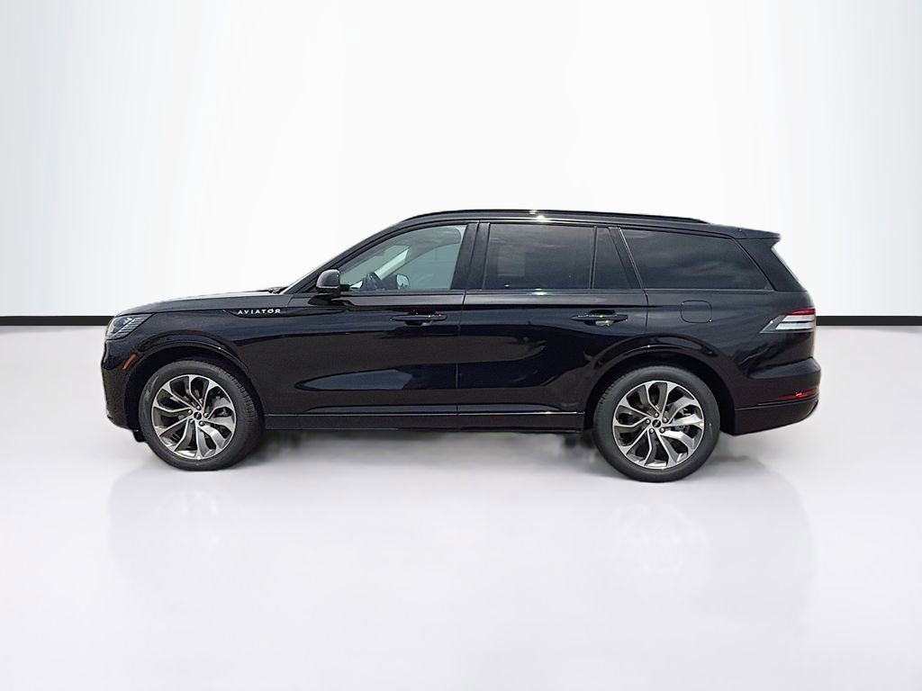 New 2026 Lincoln Aviator AWD image 8