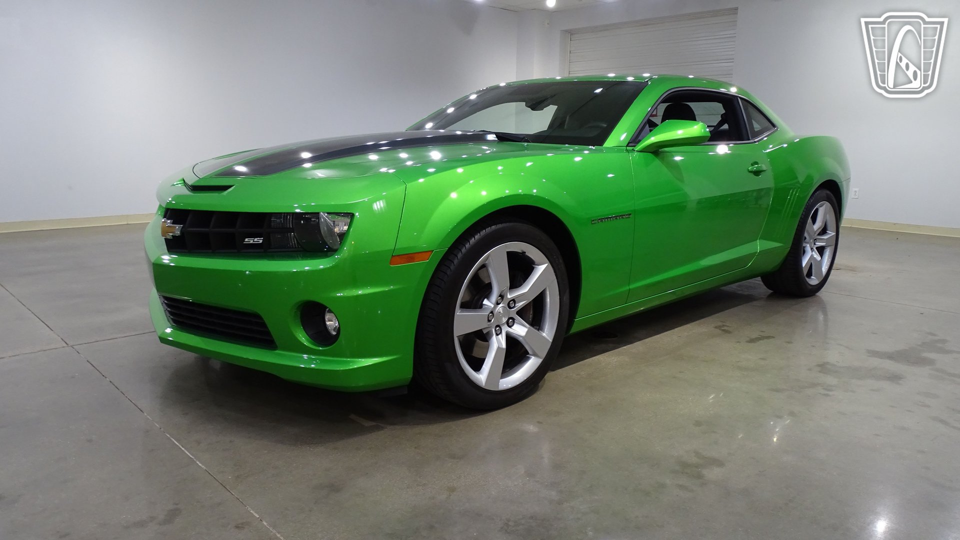 Used 2011 Chevrolet Camaro SS RWD image 3
