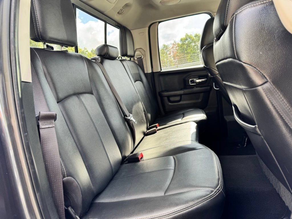 Used 2018 RAM 1500 Laramie w/ Convenience Group AWD/4WD image 14