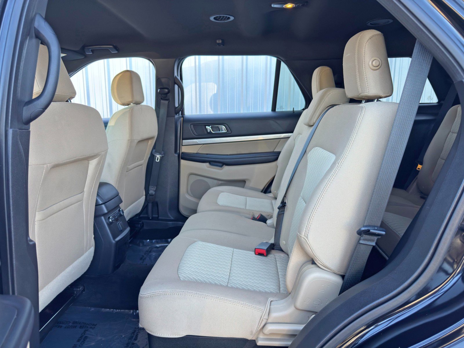 Used 2017 Ford Explorer FWD image 33