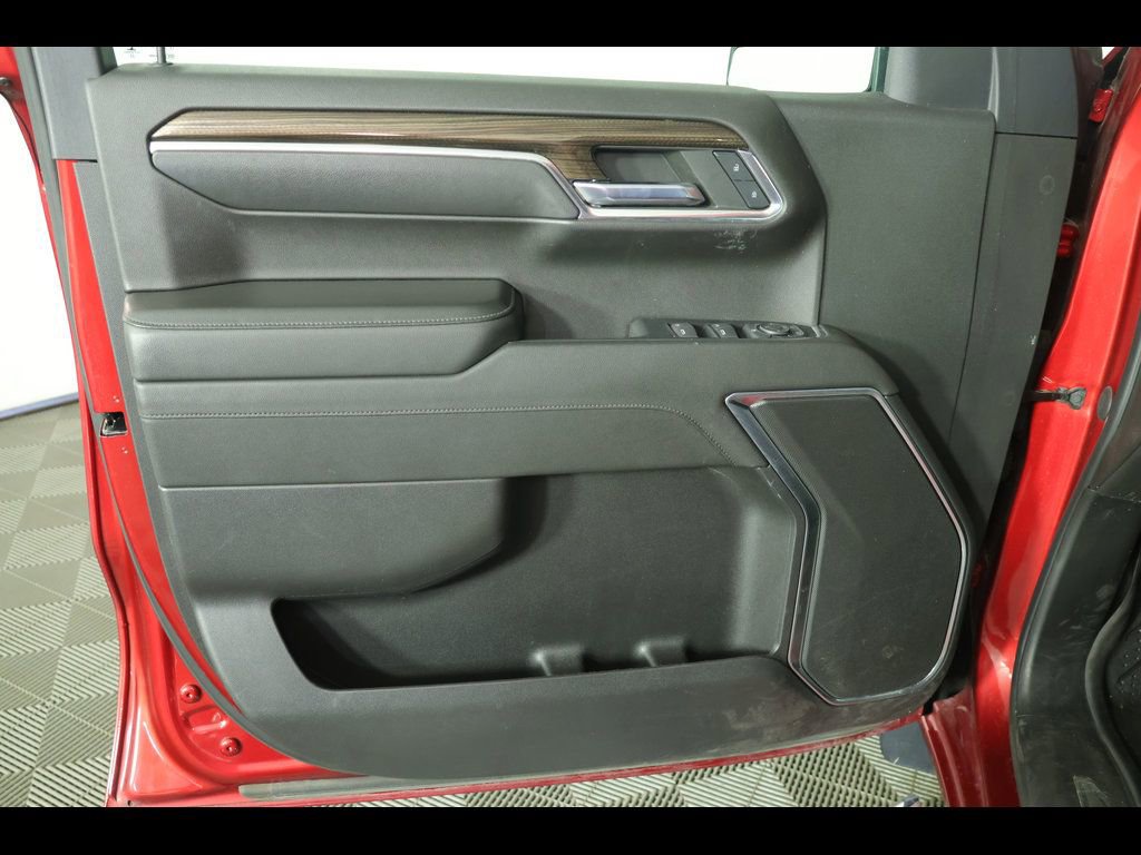 Used 2022 Chevrolet Silverado 1500 LT image 24