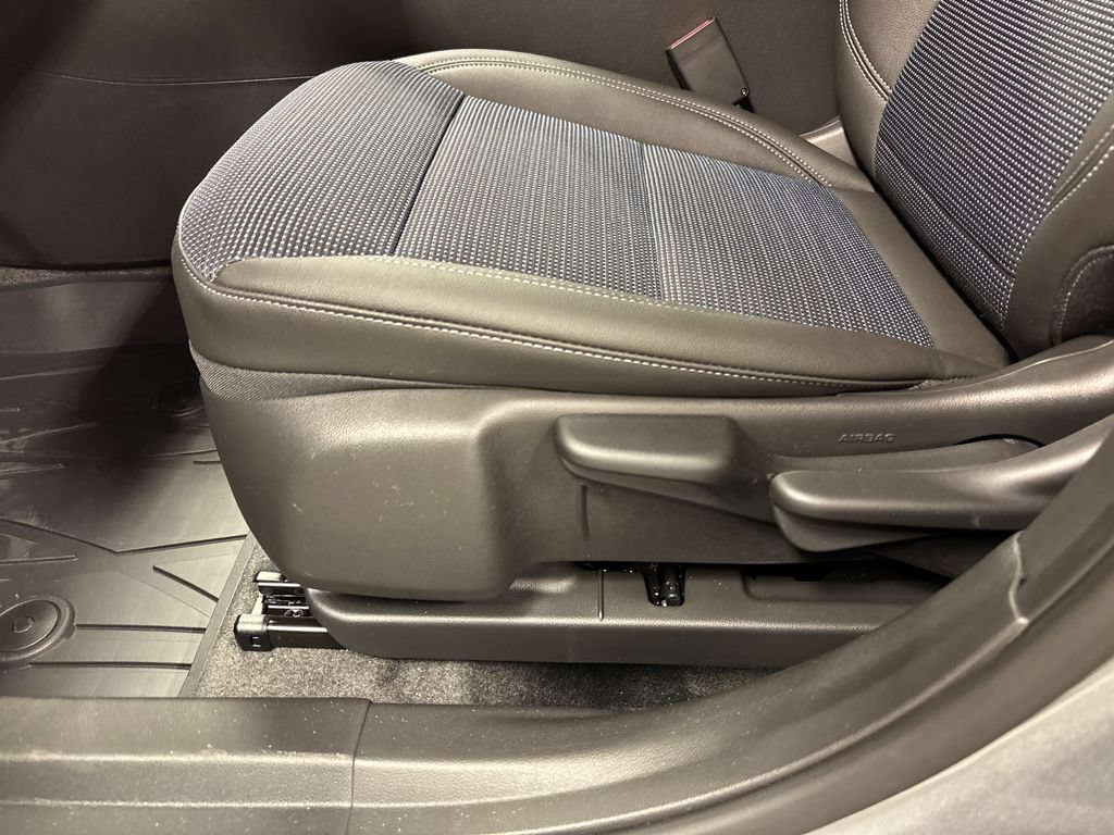New 2026 Buick Envista Preferred w/ Advanced Safety Package FWD image 23