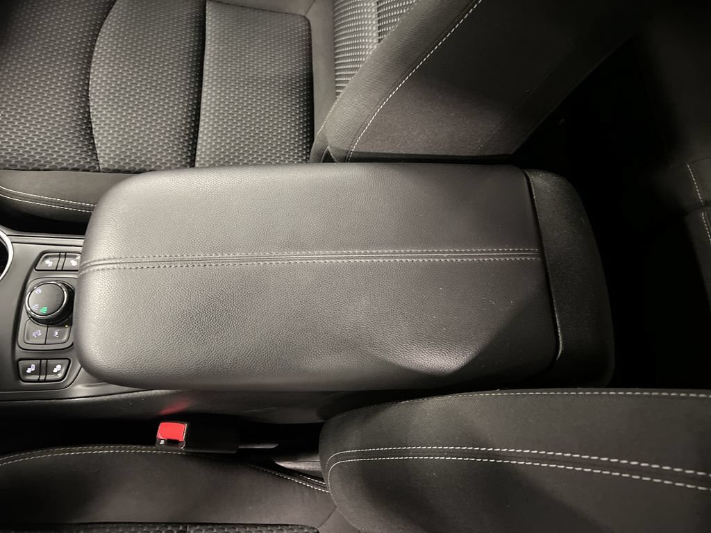 Certified 2023 GMC Terrain SLE w/ Driver Convenience Package AWD/4WD image 26
