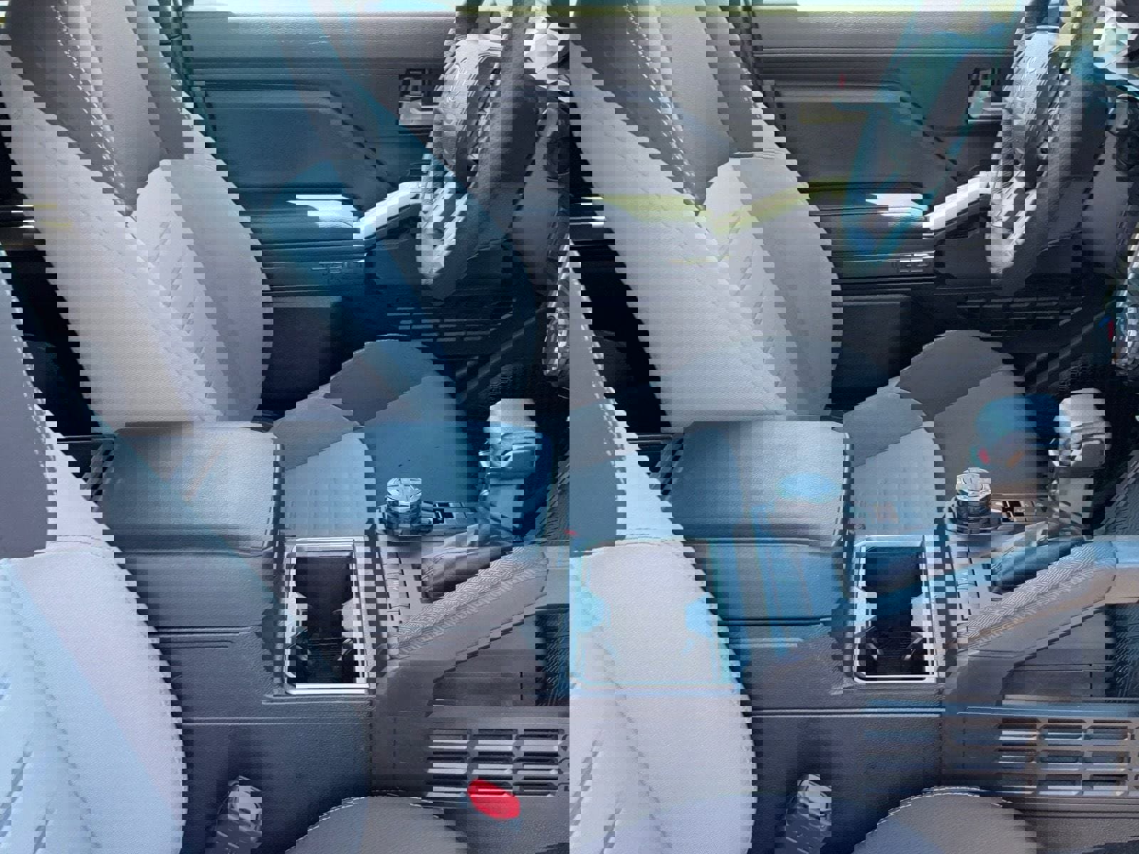 Used 2025 Toyota Tacoma TRD Off-Road AWD/4WD image 10