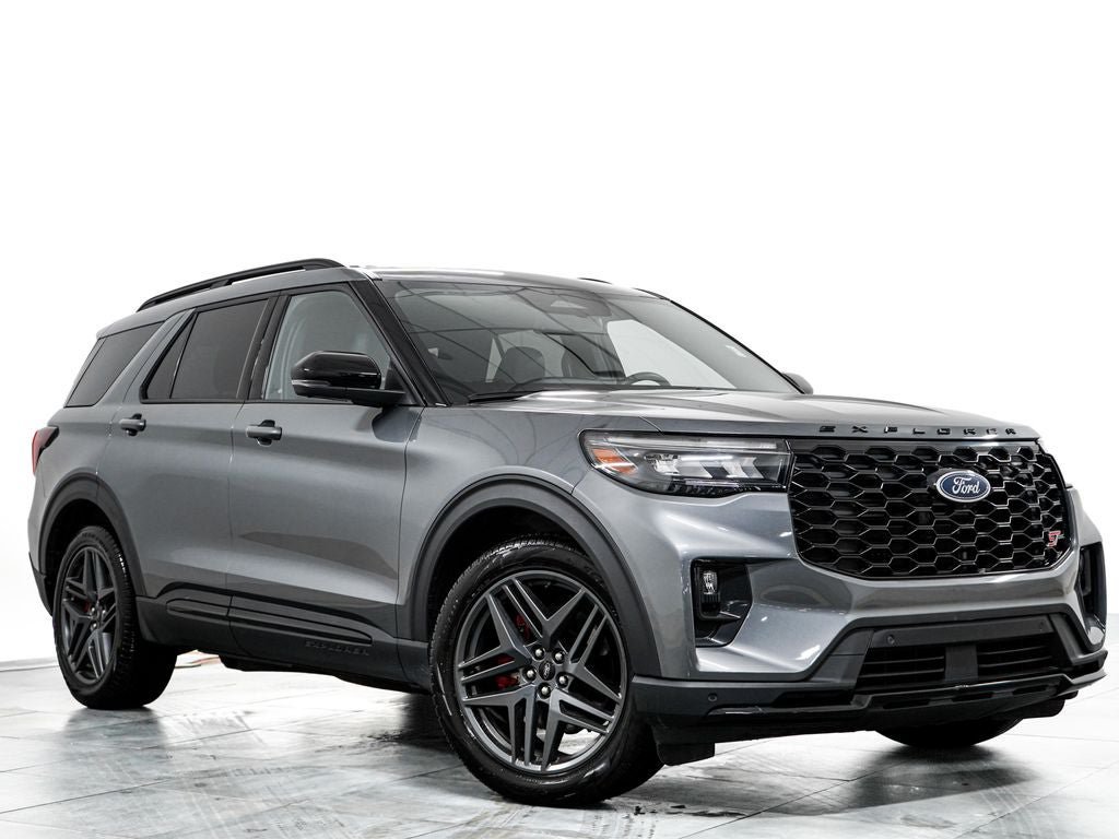 Certified 2025 Ford Explorer ST AWD/4WD image 1