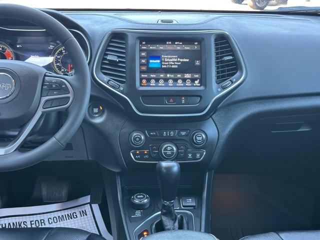 Used 2022 Jeep Cherokee Latitude Lux w/ Mopar Interior Package AWD/4WD image 14