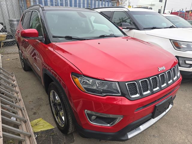 Used 2019 Jeep Compass Limited AWD/4WD image 2