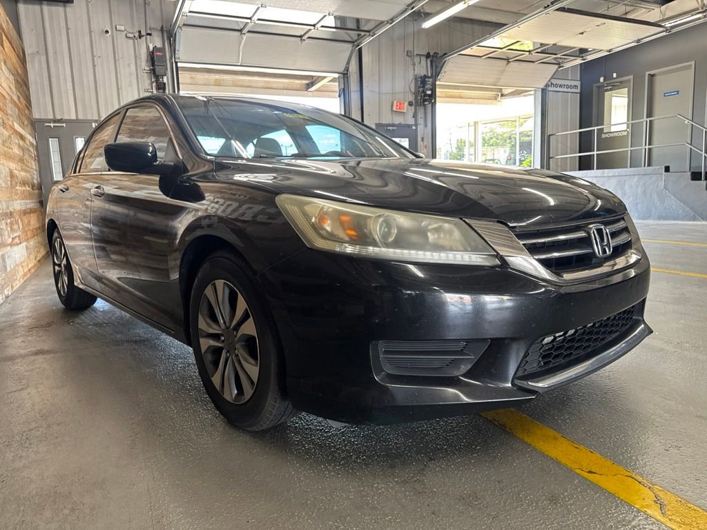 Used 2013 Honda Accord LX image 2