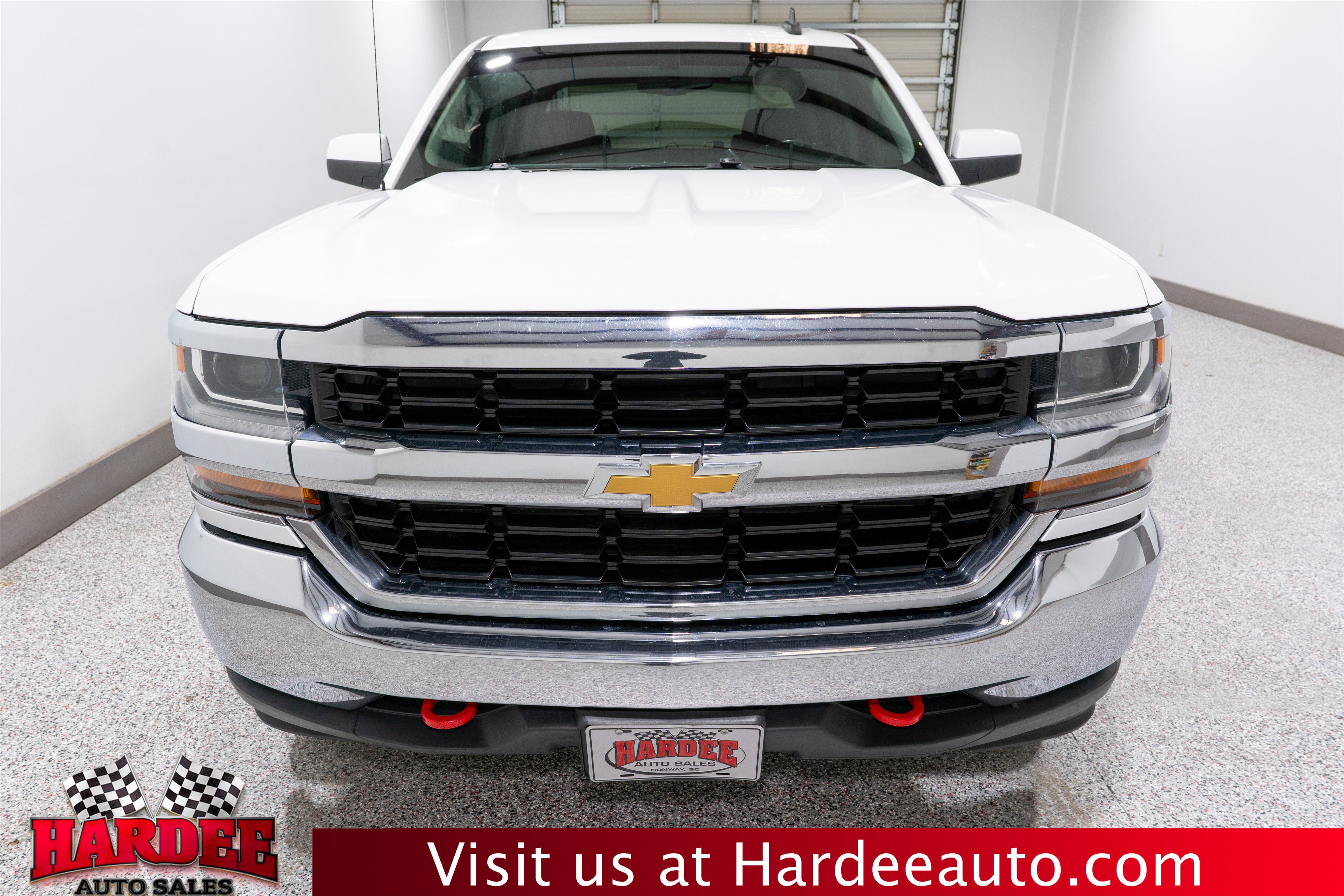 Used 2017 Chevrolet Silverado 1500 LT w/ Trailering Package AWD/4WD image 7