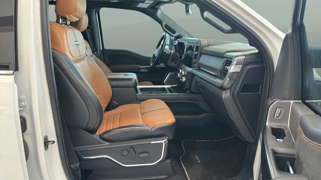Used 2023 Ford F250 Platinum w/ FX4 Off-Road Package AWD/4WD image 21