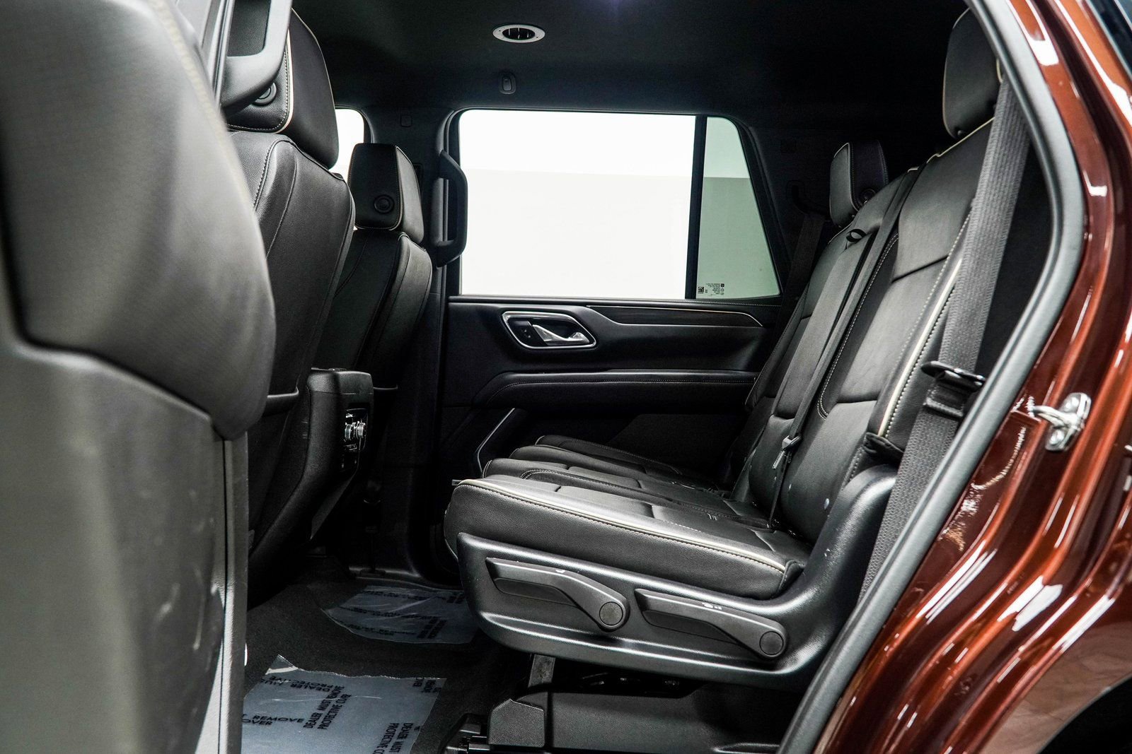 Used 2023 GMC Yukon SLT image 35