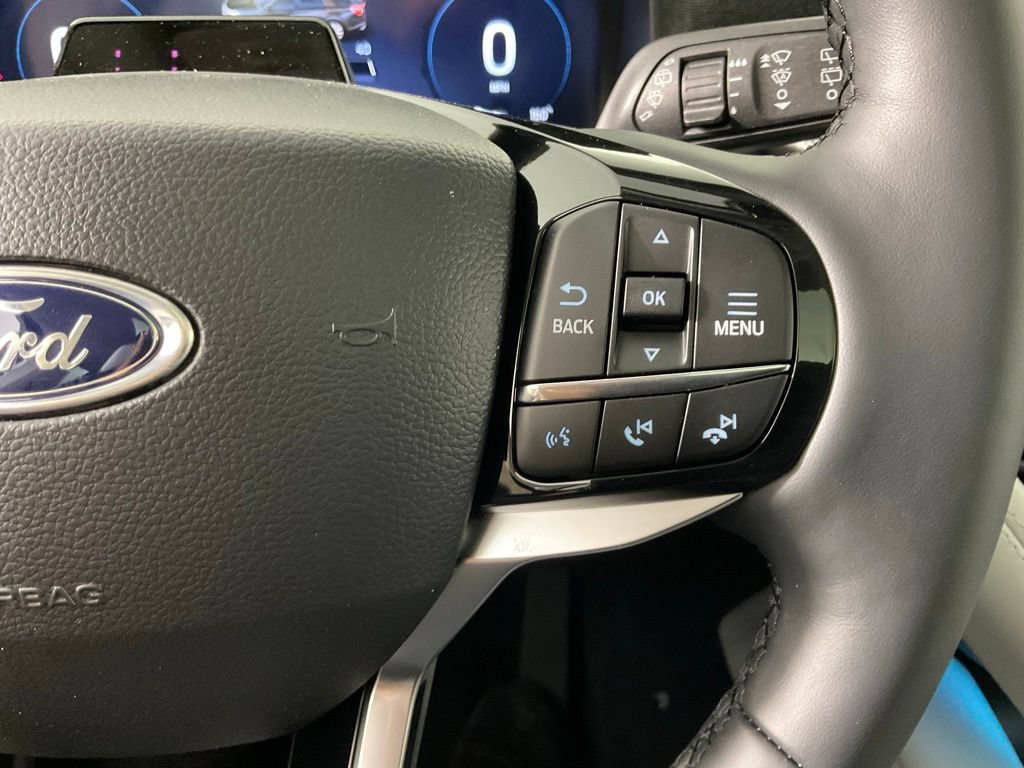 New 2026 Ford Explorer Platinum w/ LUX Leather Package AWD/4WD image 27