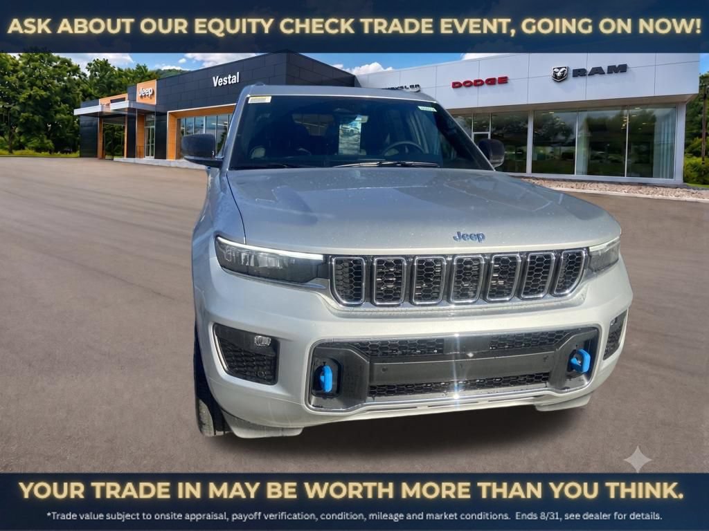 New 2023 Jeep Grand Cherokee Overland AWD/4WD image 2