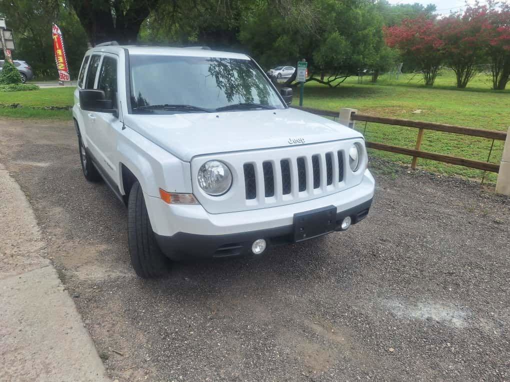 Used 2016 Jeep Patriot High Altitude AWD/4WD image 1