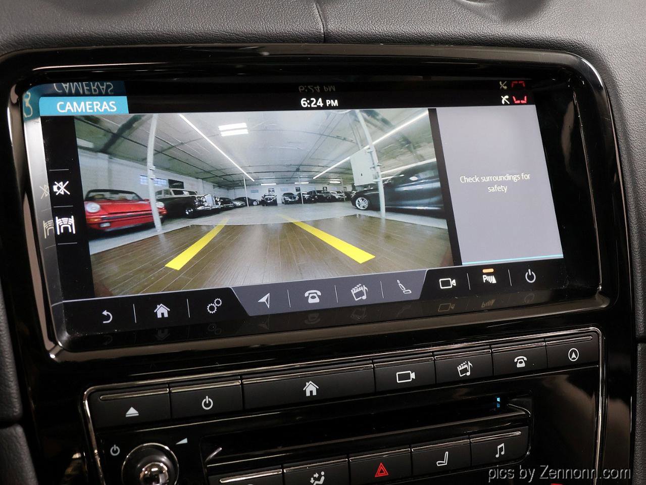 Used 2018 Jaguar XJ R-Sport image 24
