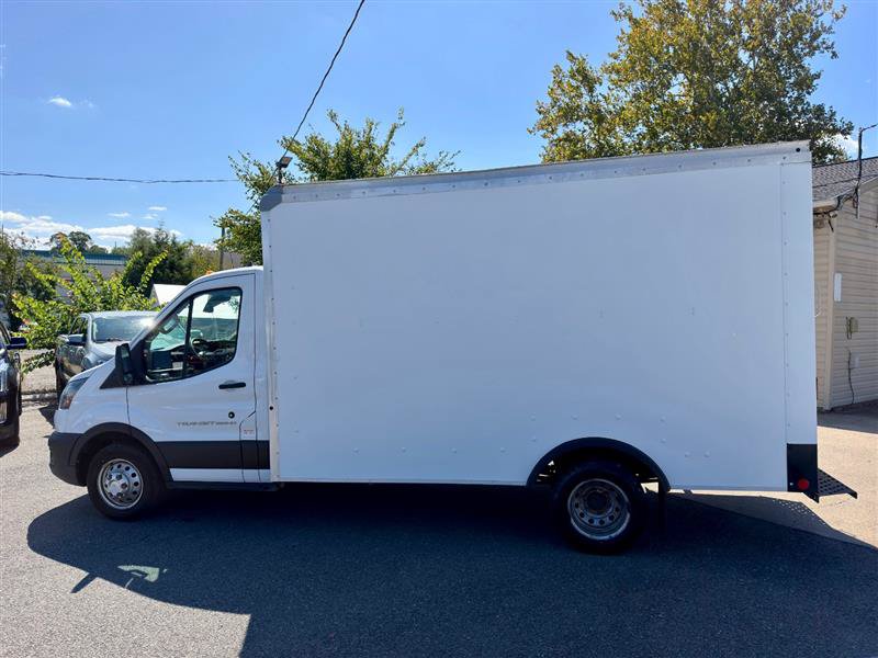 Used 2022 Ford Transit 350 DRW RWD image 2