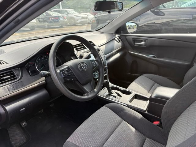 Used 2015 Toyota Camry LE FWD image 7