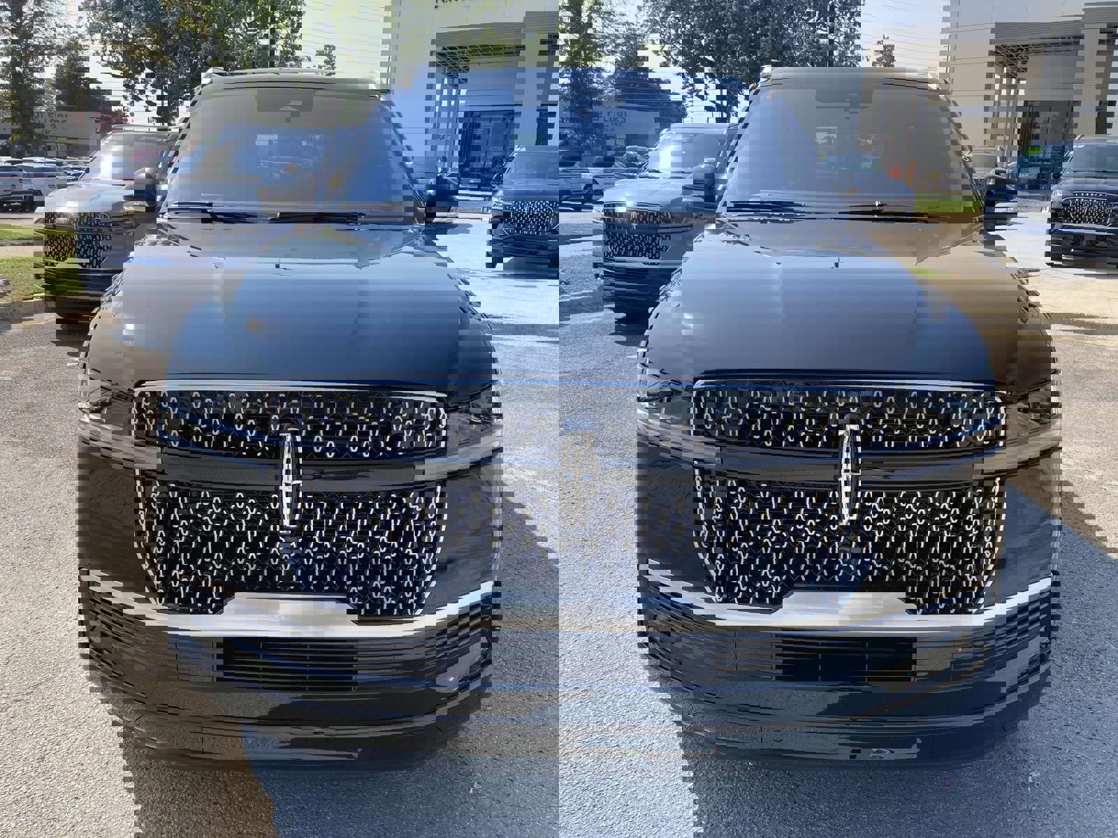 New 2025 Lincoln Navigator L Reserve image 12