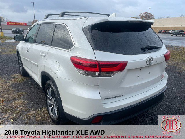 Used 2019 Toyota Highlander XLE image 5