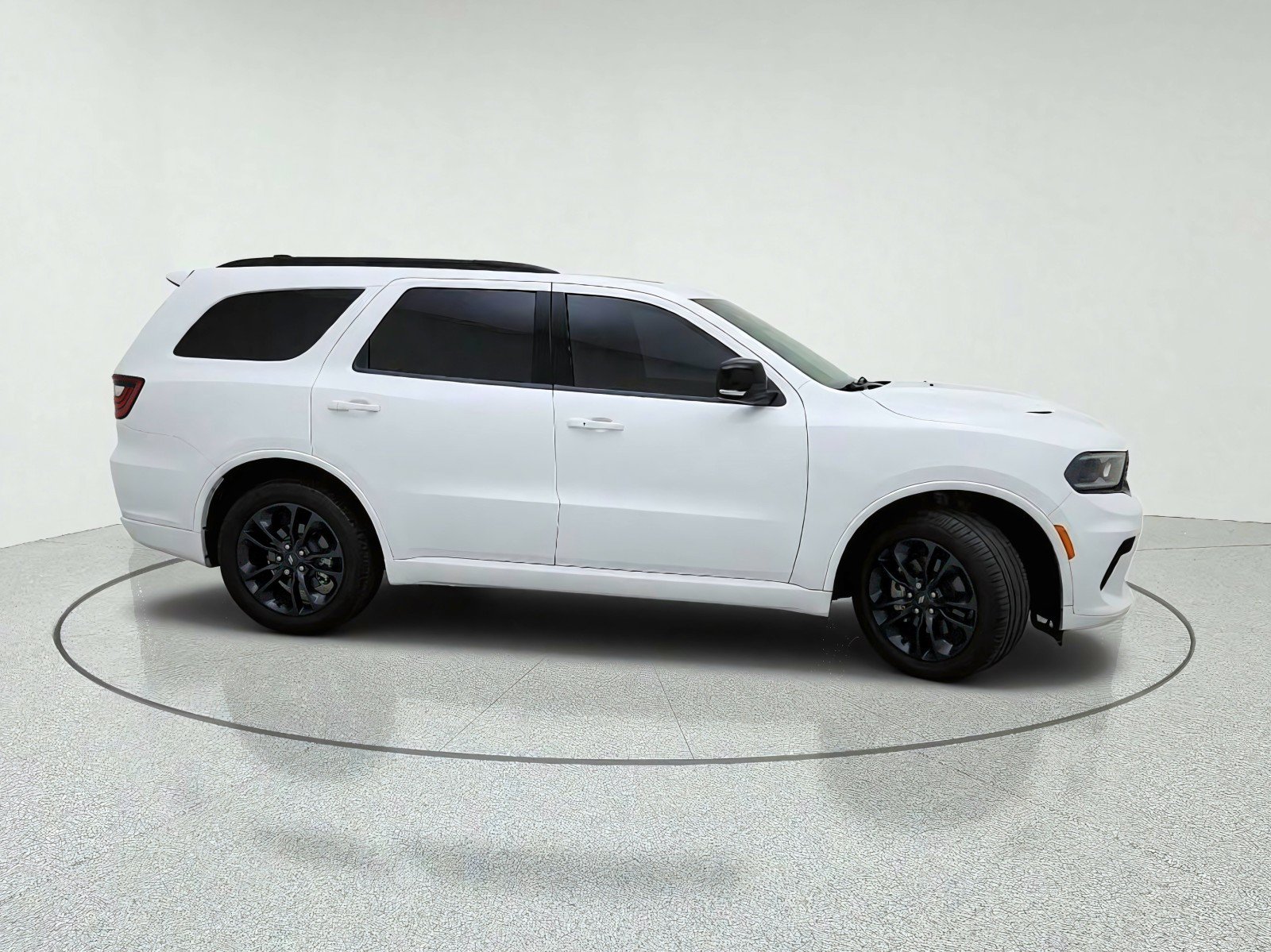 Used 2024 Dodge Durango GT RWD image 6