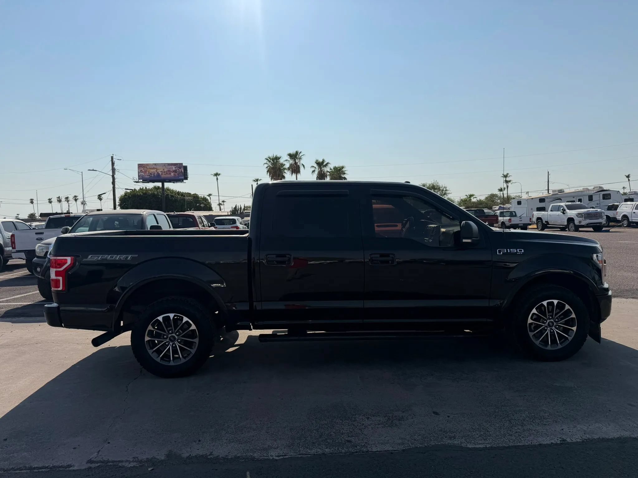 Used 2018 Ford F150 XLT w/ Equipment Group 302A Luxury RWD image 12