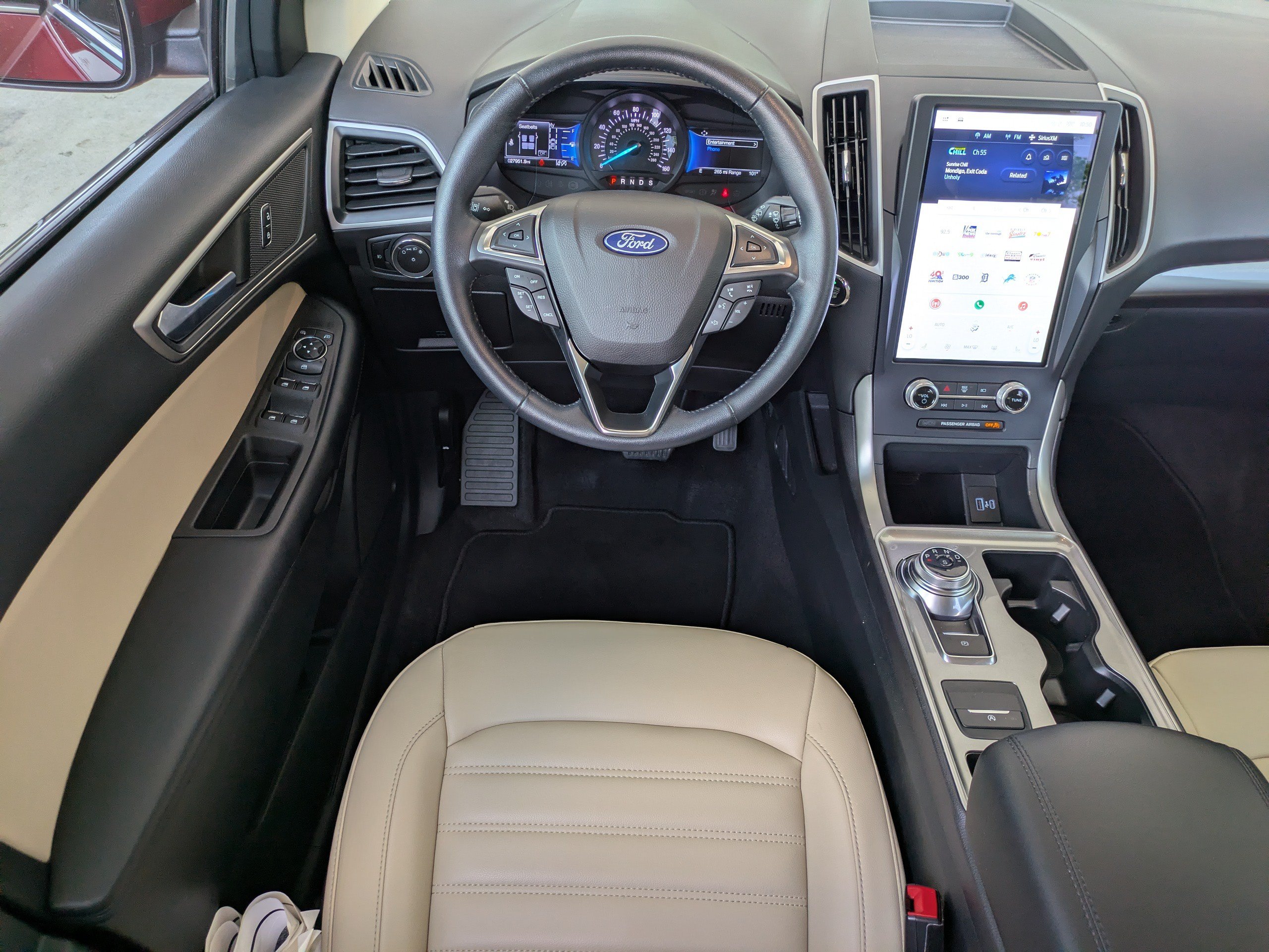 Certified 2023 Ford Edge SEL w/ Convenience Package AWD/4WD image 17