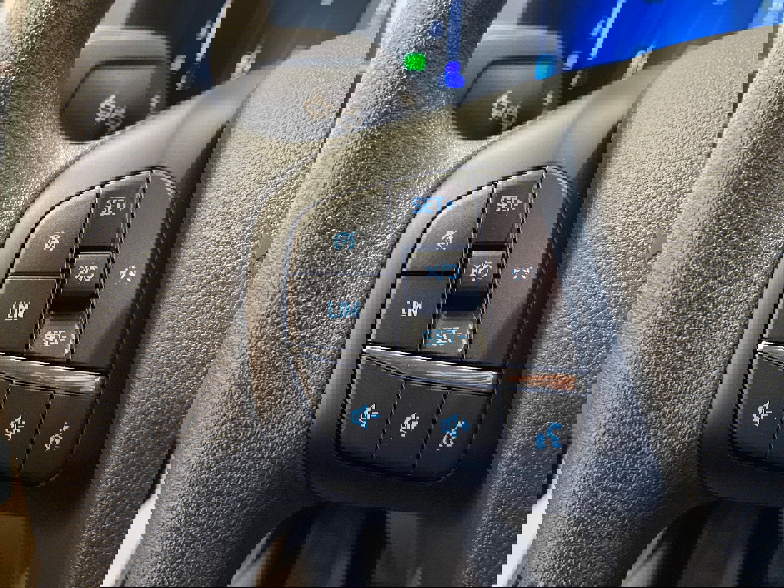 New 2026 Ford Transit 250 148 Medium Roof Extended AWD w/ Exterior Upgrade Package image 18