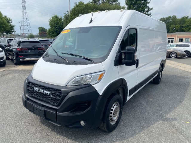 Used 2024 RAM ProMaster 2500 w/ Convenience Group FWD image 1