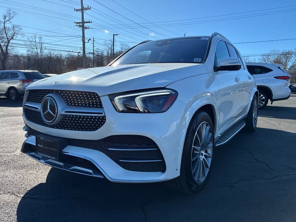 Used 2022 Mercedes-Benz GLE 450 4MATIC image 3