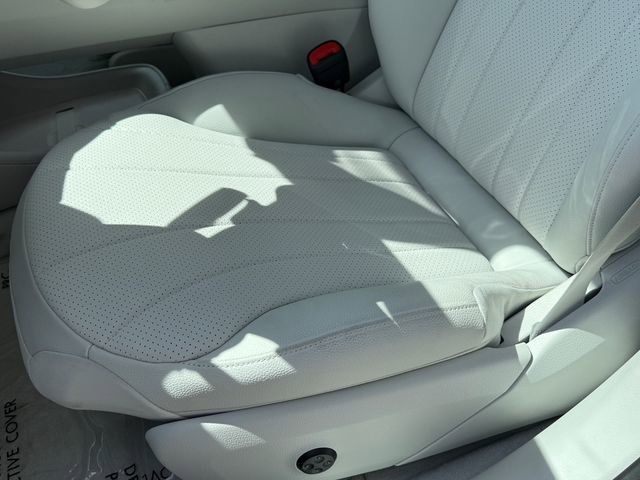 New 2024 Mercedes-Benz EQE 350+ 4MATIC Sedan image 13