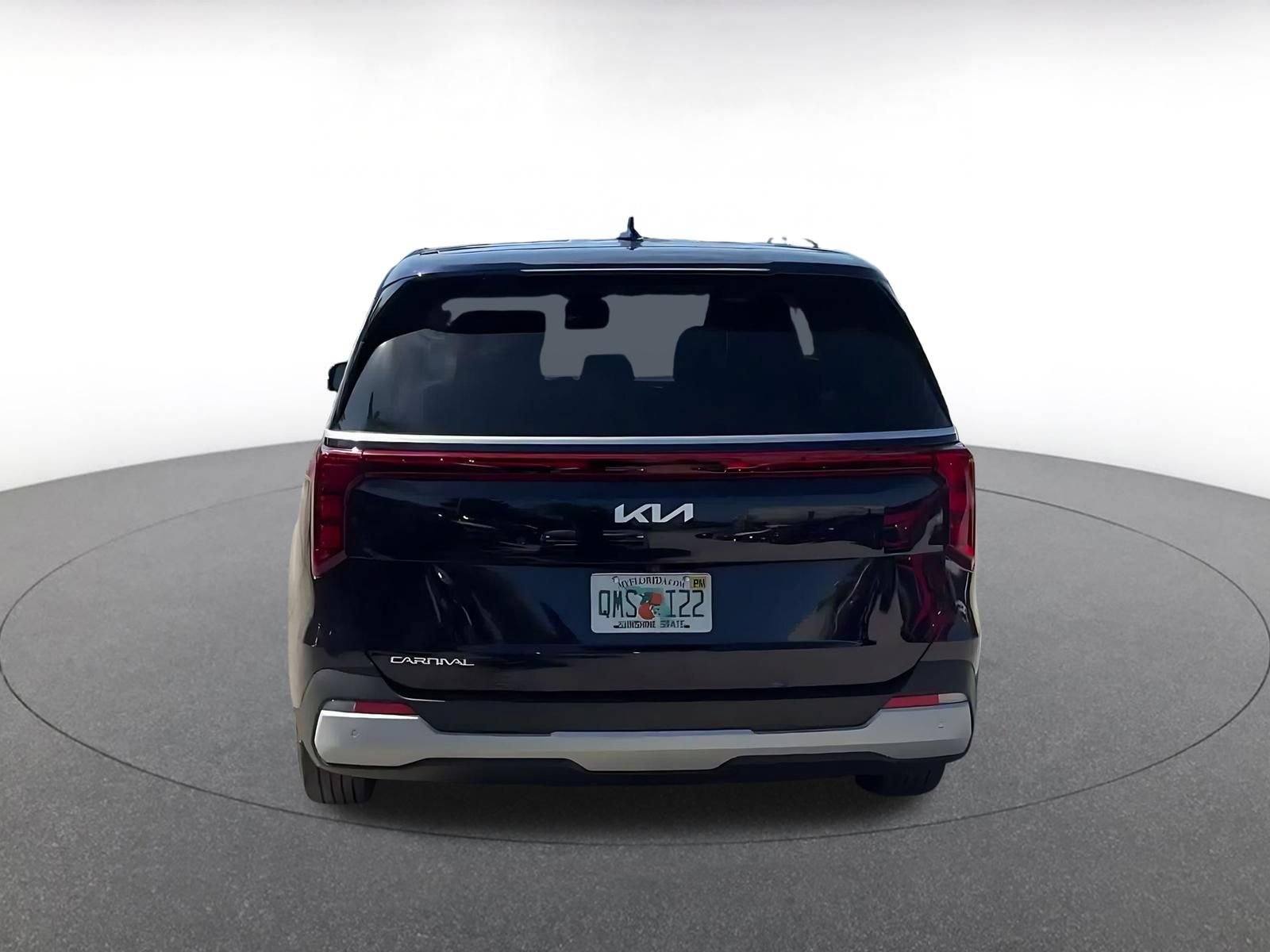Used 2026 Kia Carnival FWD image 12