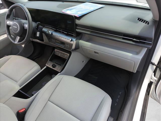 Used 2024 Hyundai Kona Limited AWD/4WD image 22