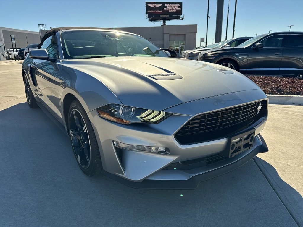 Used 2020 Ford Mustang GT Premium w/ Equipment Group 401A image 3