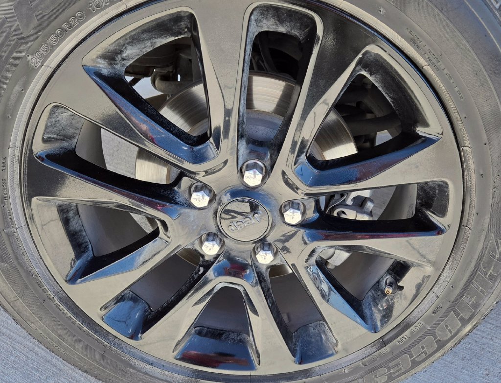 Used 2019 Jeep Grand Cherokee Altitude RWD image 10